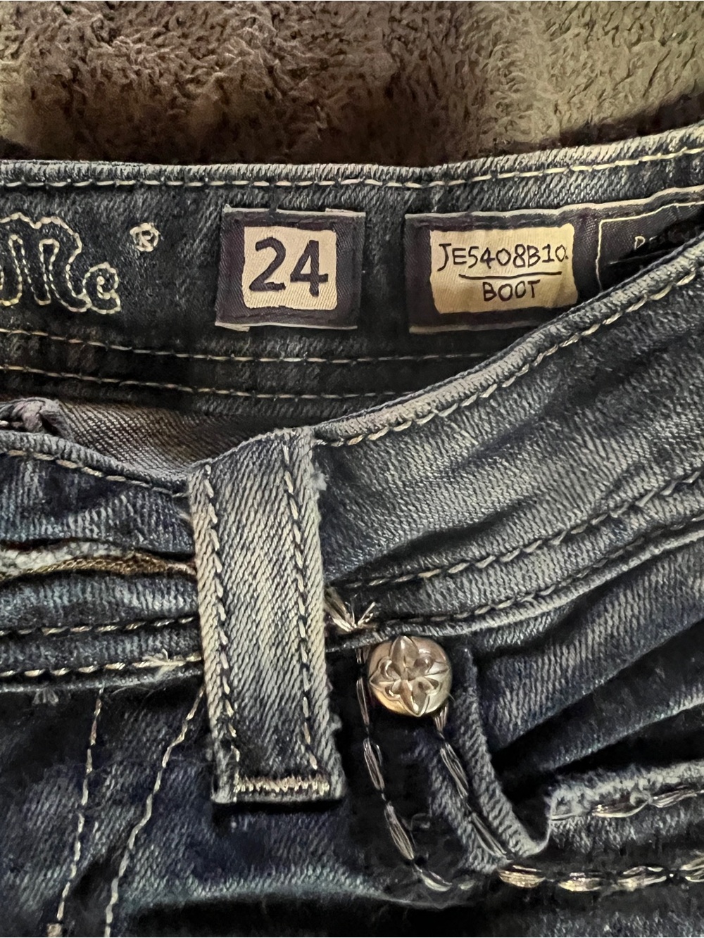 Miss Me Women's Boot Cut Jeans in Faded Blue Wash - Picture 4 of 4